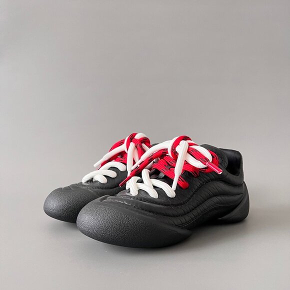 Alexander McQueen Black Round Toe Womens Sneakers - Picture 1 of 9